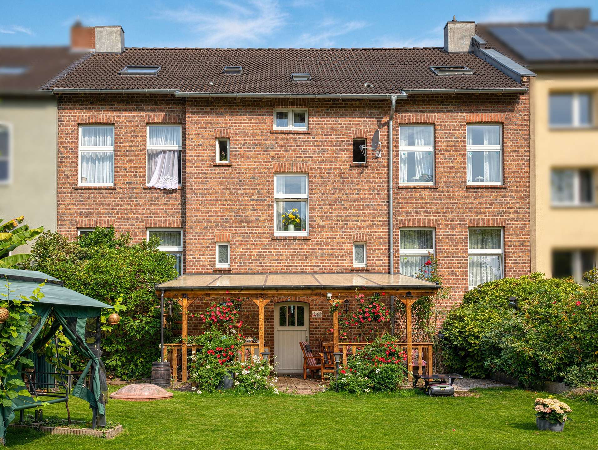 Haus_Außenansicht