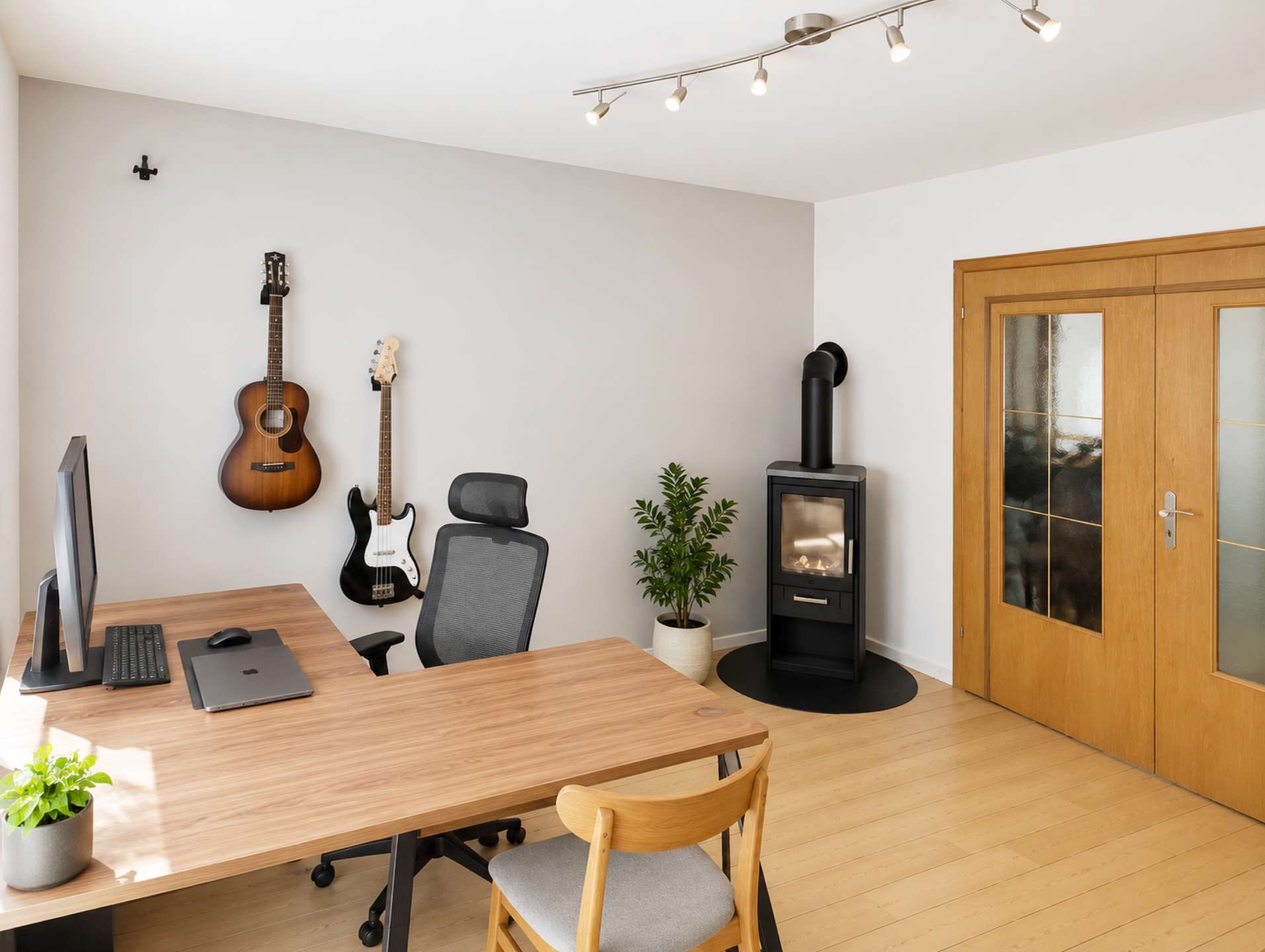 Büro Erdgeschoss