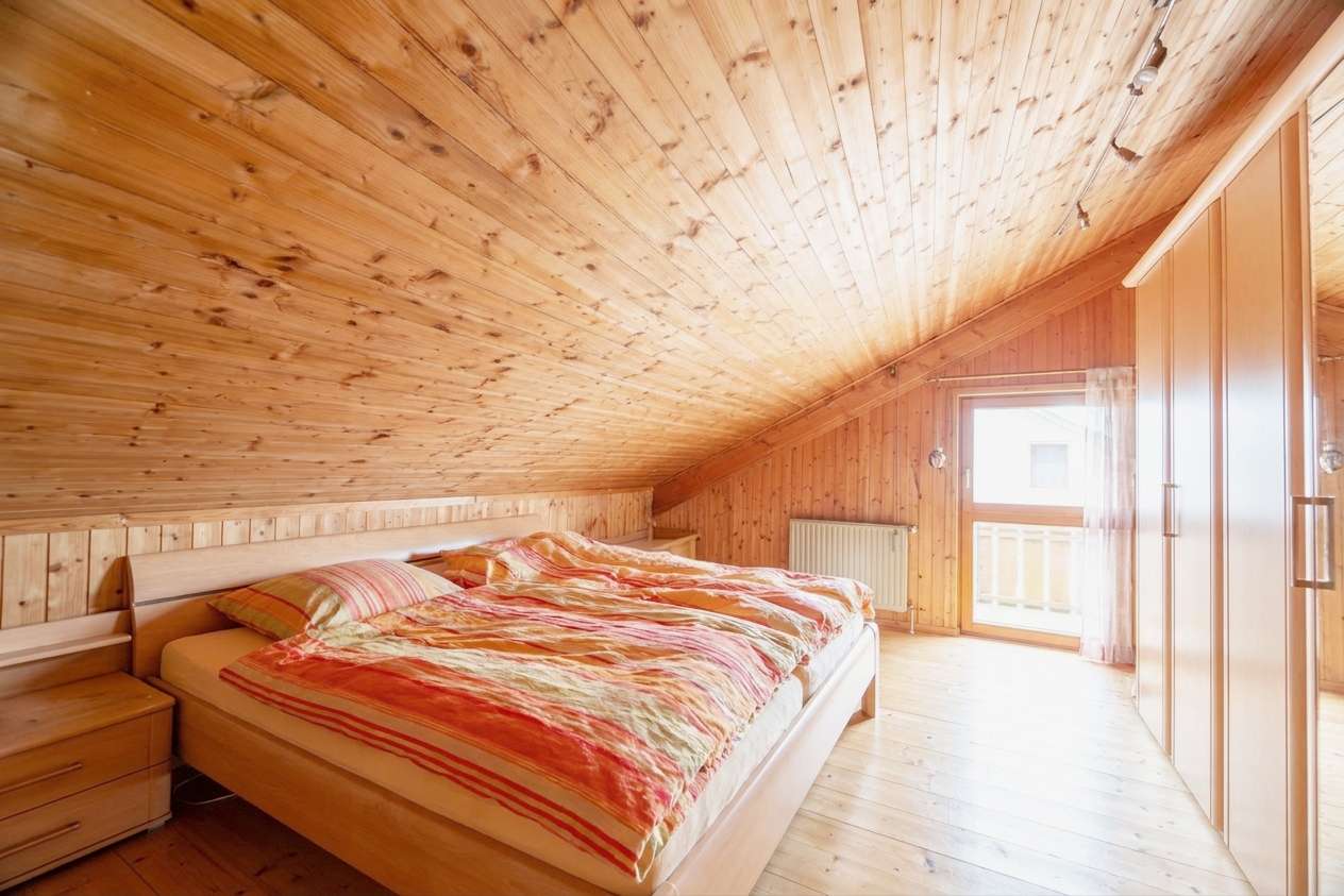 Schlafzimmer DG